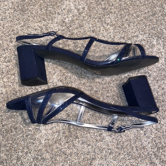 NWT David Tate Navy Blue Slingback Heels (Double Wide) - Picture 5 of 6